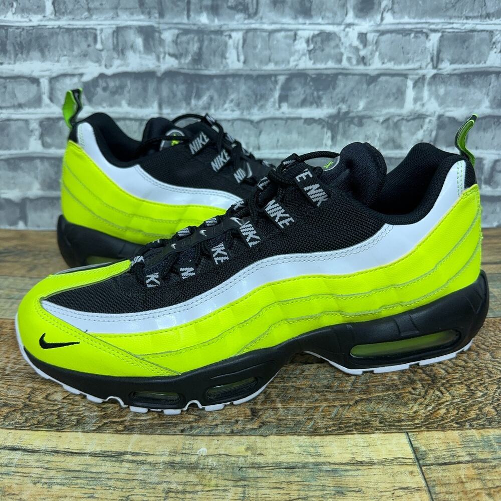 Nike Air Max 95 PRM Reverse Volt Black White 538416-701 Mens Size 10.5 New Rare